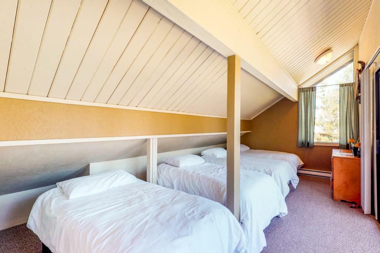 Waterfront Apres' Ski Cabin Villa South Lake Tahoe Exterior photo